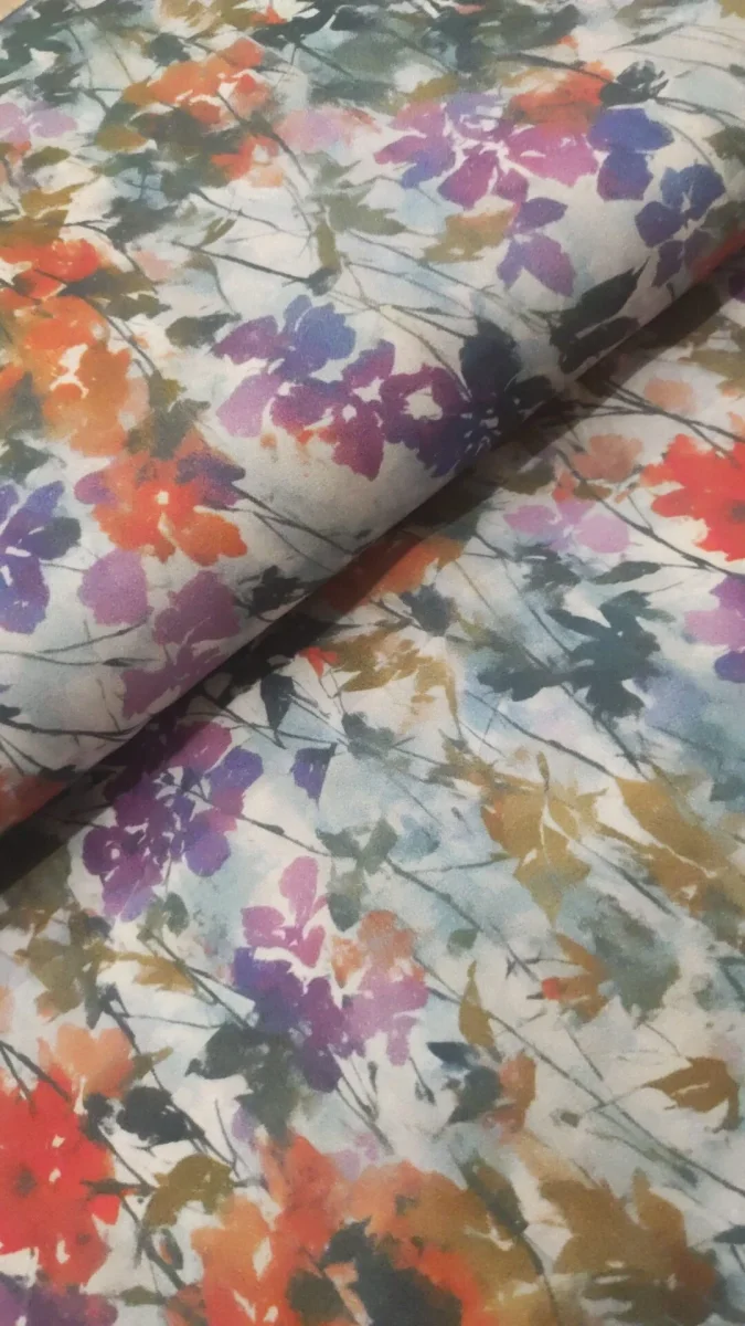 Tecido Confeção | Vestuário | Viscose Satin | Estampado Digital | Floral - Image 2